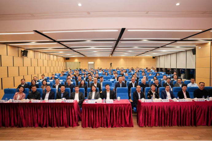 b4baff3a9fcf3a9e11d2449ebb725aa0